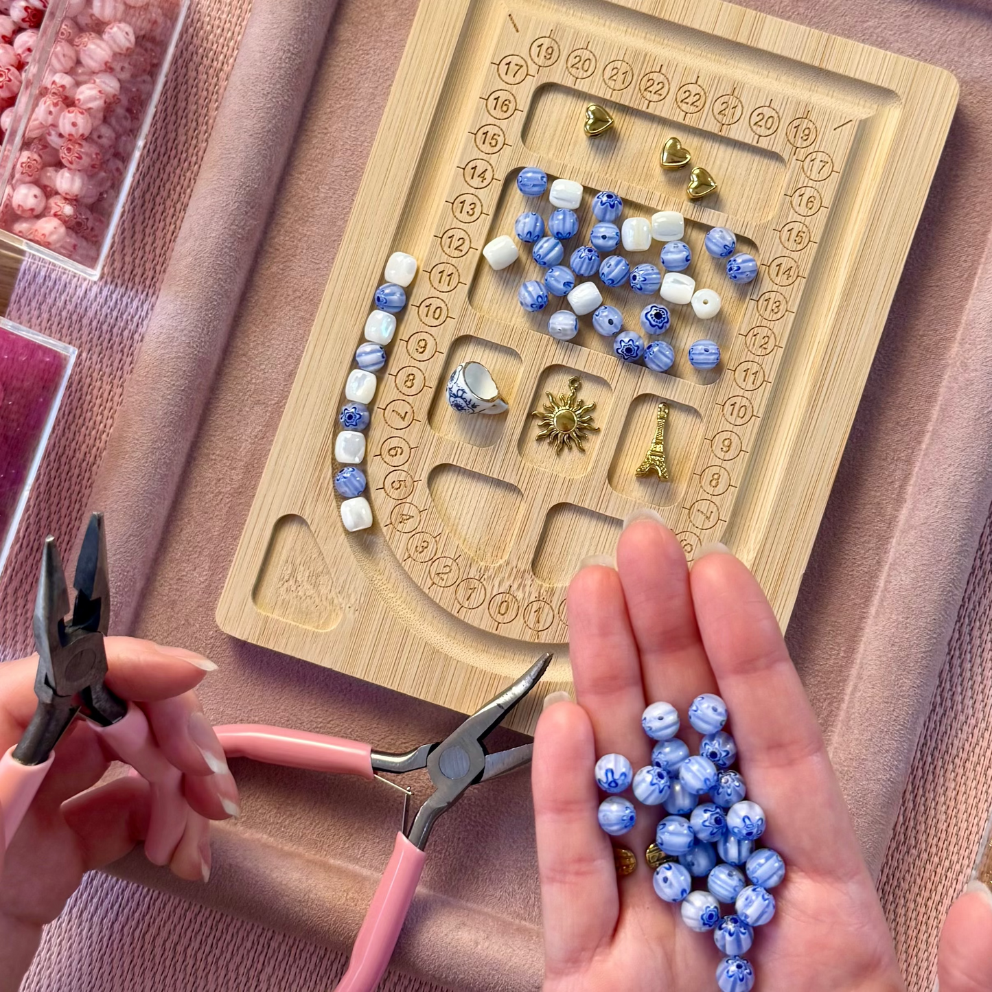 Ateliers créatifs - Colliers/bracelets perles